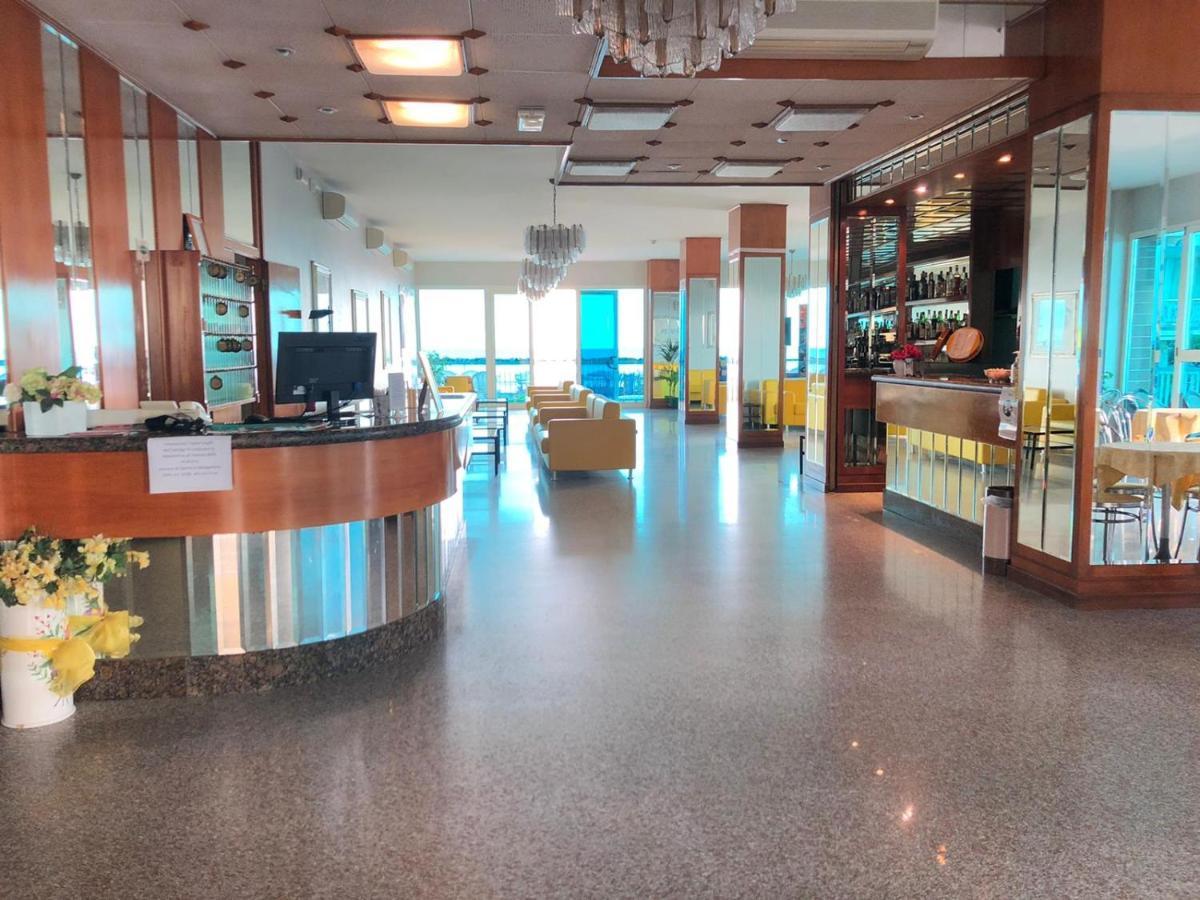 Hotel Majestic 贝拉里亚-伊贾马里纳 外观 照片